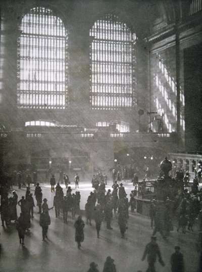 グランドセントラル駅（ニューヨーク市 作： American Photographer