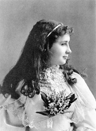 ヘレン・ケラー、1893 作： American Photographer