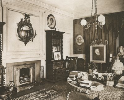 ロングフェローの書斎（白黒写真） 作： American Photographer