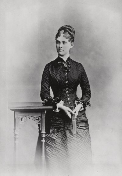 セオドア・ルーズベルト夫人、1882年頃（モノクロ写真 作： American Photographer