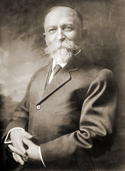 ジョン・ハーヴェイ・ケロッグの肖像（1852-1943）（セピア写真） 作： American Photographer
