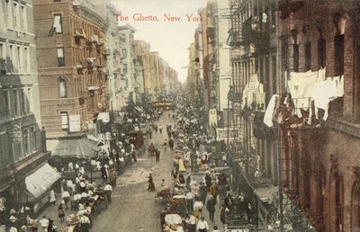 ゲットー、ニューヨーク（カラー写真） 作： American Photographer