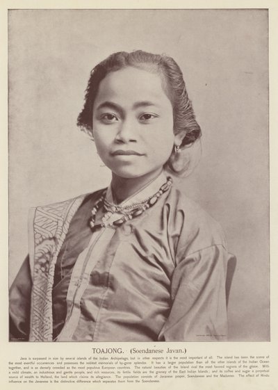 トゥアジョン、ジャワのセンダネーゼ 作： American Photographer