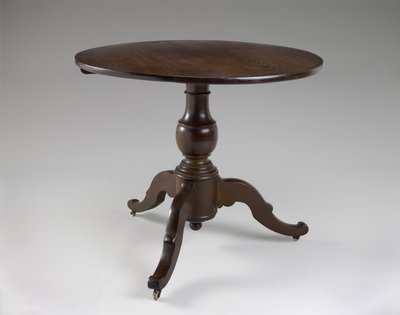 センターテーブル、c。 1850-1870（黒クルミ） 作： American School