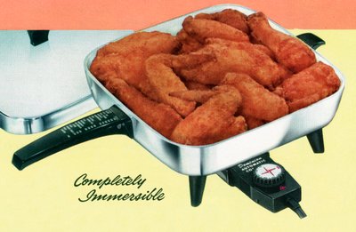 レトロな電気鍋で鶏肉を揚げる 作： American School