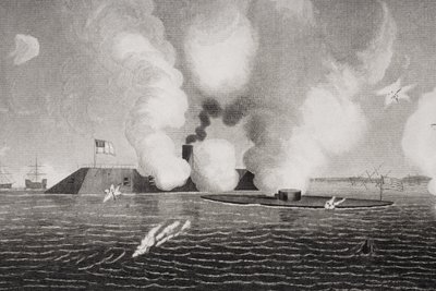 1862年3月9日、バージニア州ハンプトンロードで南軍CSSバージニア（左）と北軍USSモニター（右）の間の戦闘（254608の詳細） 作： American School