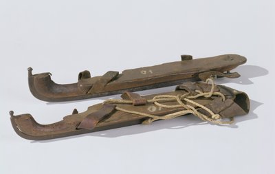 アイススケートのペア、1825〜75年（木材、鉄、革、繊維） 作： American School