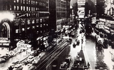 夜のタイムズスクエア、ニューヨーク、1930年頃（写真後） 作： American School