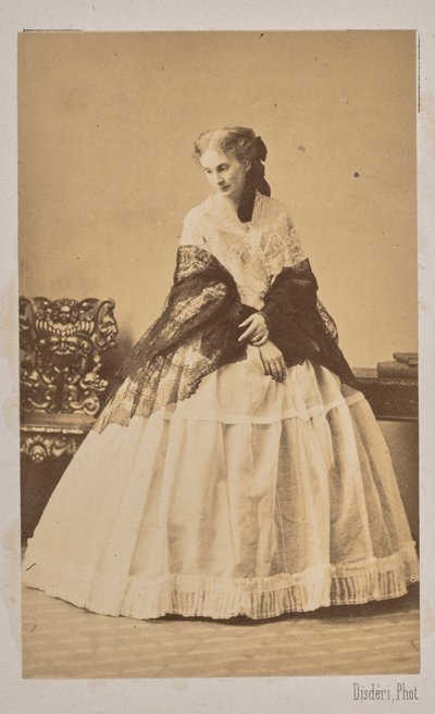 ソフィア・デ・モルニー公爵夫人（1838年～1896年）、1862年トルベツカヤ伯爵夫人として生まれる。 作： Andre Adolphe Eugene Disderi