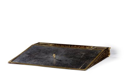 Regence ecritoire、c.1715-20（真ちゅうの象眼細工のべっ甲と黒檀） 作： Andre Charles (attr. to) Boulle
