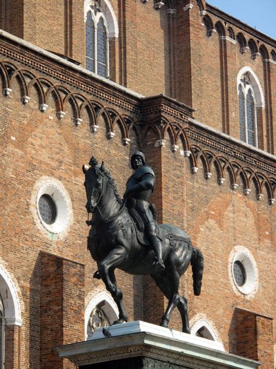 アンドレア・デル・ヴェロッキオによるコンドッティエーレ・コッレオーニの騎馬像 作： Andrea del Verrocchio