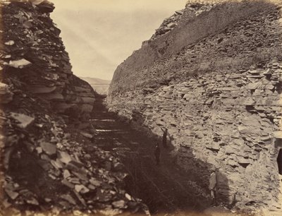 プレート22.バーニング・ロック・カット（1869年）（写真 作： アンドリュー・ジョセフ・ラッセル