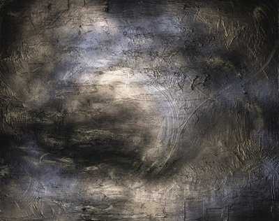 質感のあるメタリックな抽象画 作： Anete Purina-Purite