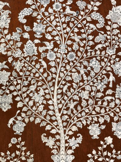 ビューローキャビネット、ビザガパタム、1720-30年頃（アイボリー、チーク、エボニー、べっ甲） 作： Anglo Indian School