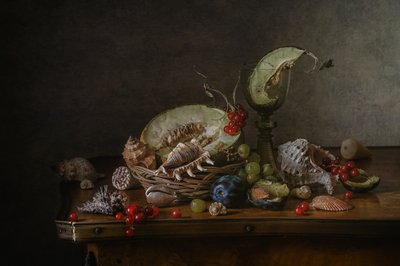  作： 