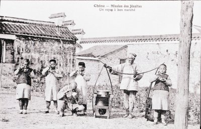 中国で安価な食事を提供するイエズス会のミッション 20世紀初頭の写真 - 個人蔵 作： Anonymous Anonymous