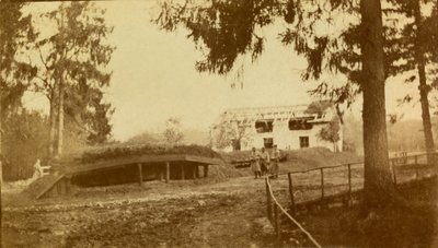 第一次世界大戦初期の歩兵中尉の個人アルバムからの写真（1st, Iere 作： Anonymous Anonymous