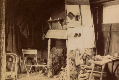 第一次世界大戦初期の歩兵中尉の個人アルバムからの写真（1st, Iere 作： Anonymous Anonymous