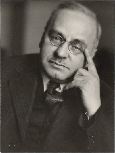 アルフレッド・アドラー（1870-1937）の肖像、匿名。写真 作： Anonymous Anonymous