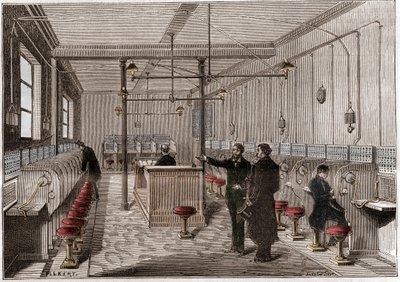 1879年にパリで最初の中央電話が設置された。アメリカ人のフレデリック・ガワーが開発したもので、1880年の「La nature」誌に掲載された。 作： Anonymous Anonymous