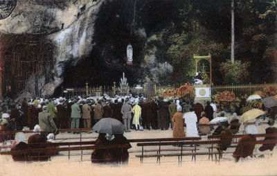 1900年頃のLourdes - Hautes Pyrenees (65)の洞穴。 作： Anonymous Anonymous