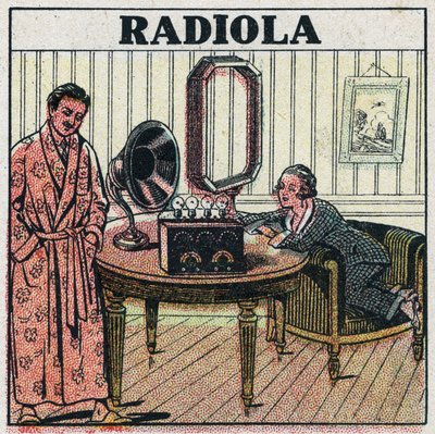 ワイヤレステレフォニー。ラジオラのラジオセット。1925年の匿名のイラスト。個人蔵。 作： Anonymous Anonymous