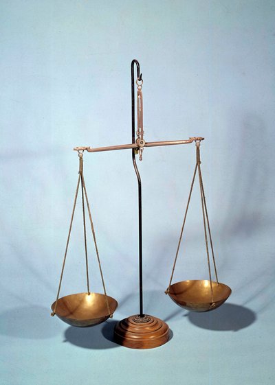 測定器：天秤（フランスの化学者、アントワーヌ・ルイ・ラヴォアジエ（1746-1794）作 作： Antoine Laurent de Lavoisier
