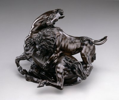 ライオン攻撃馬。 c.1580 - 90 作： Antonio Susini