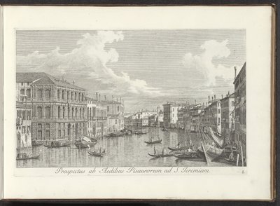 Gezicht op het Canal Grande te Venetië ピサの家から聖エレミヤまでの眺め (オブジェクトのタイトル) アントニオ・ヴィッセンティーニによって真鍮に印刷されたアントニウス・カナルの 38 枚のパネルから、ヴェネツィアの街の最も有名な景色が 3 つの部分に分けられています。 第二部 作： Antonio Visentini