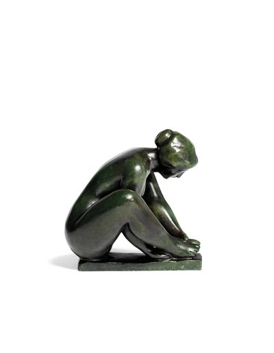 片足を抱えてしゃがむ少女 作： Aristide Maillol