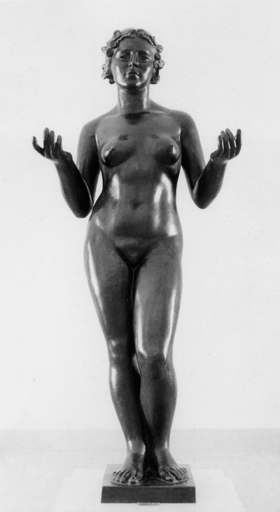 3人のニンフのうちの1人 作： Aristide Maillol