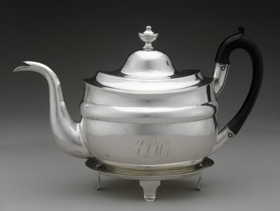 スタンド付きティーポットと蓋、c。 1798-1812（シルバー） 作： Asa Whitney