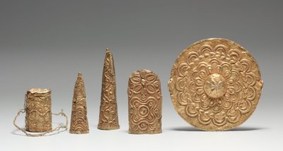 ジュエリー、1800年代 作： Asante Culture