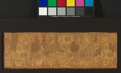 金の布：表示された鷹 作： Asian School
