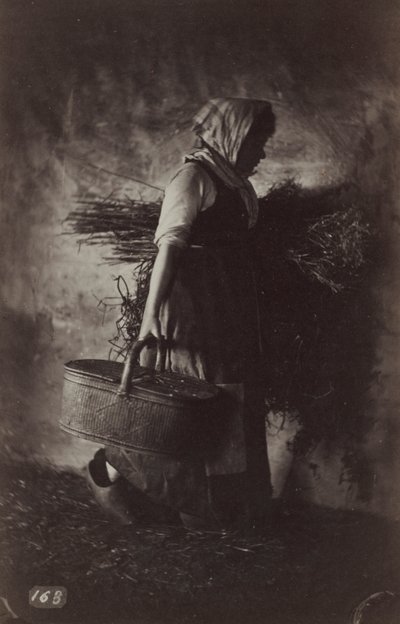 バスケットと干し草を運ぶ女性農民 作： Auguste Giraudon