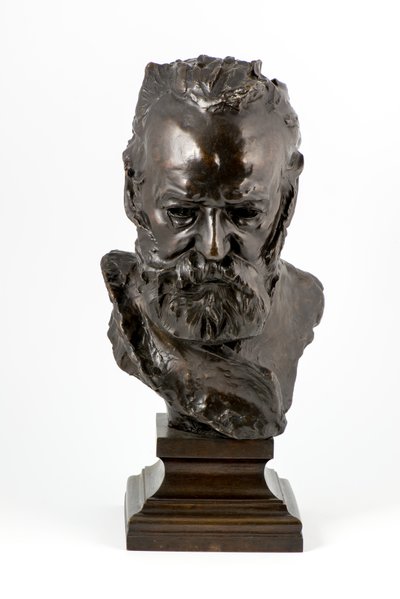 ヴィクトル・ユーゴー（1886年のオリジナルの後に鋳造されたブロンズ）（ブロンズ） 作： Auguste Rodin