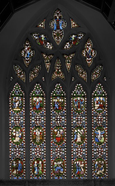 ロザリオの謎、チャペルの東窓、1847年（ステンドグラス） 作： Augustus Welby Northmore Pugin