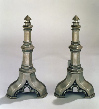 ゴシック様式のアンディロンのペア、1836年頃（鋳鋼） 作： Augustus Welby Northmore Pugin