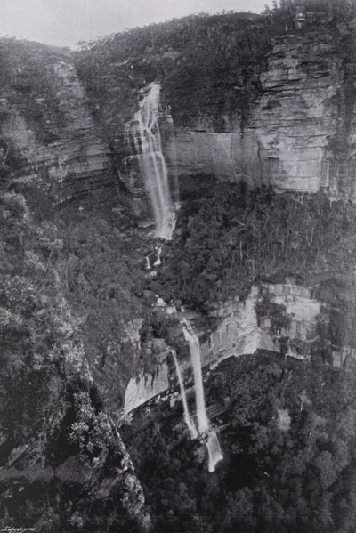 ニューサウスウェールズ州ウェントワース・フォールズ（モノクロ写真 作： Australian Photographer