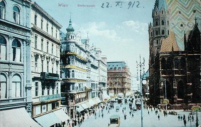 ウィーンのシュテファン広場とシュテファン大聖堂を描いた絵葉書 作： Austrian School