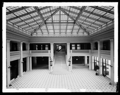 イリノイ・シアター・ビル（米国イリノイ州シカゴ、1905年頃）（モノクロ写真 作： Barnes and Crosby
