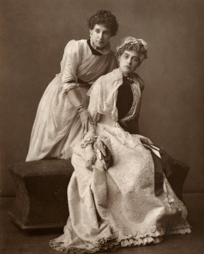 イギリスの女優、エヴェレッタローレンスとグレースオトウェイ、オンチェンジ、1886年 作： Barraud