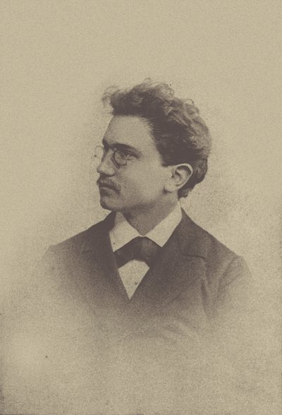 作曲家ハンス・フーバーの肖像 1852-1921, 1898. 作： Basel . Photo studio Taescher and