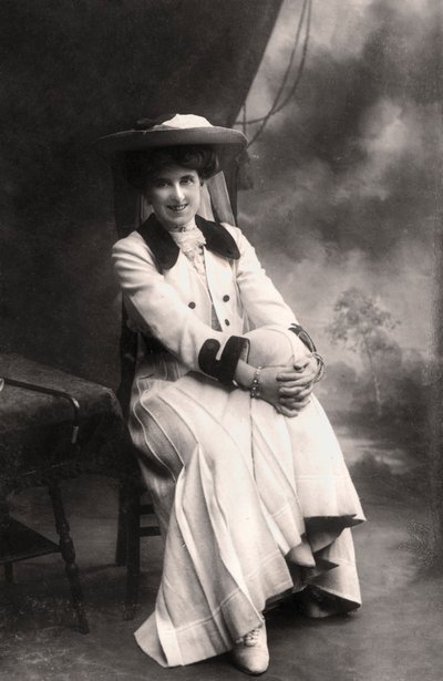 デシマムーア1871-1964、イギリスの女優、1907年。 作： Bassano Studio