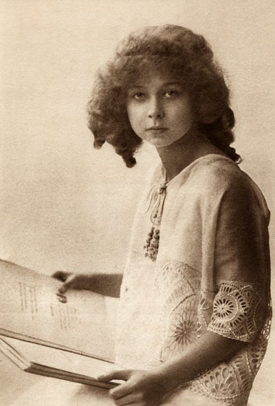 1916年に出版されたプリンセスマリーホセ児童書からのベルギーのプリンセスマリーホセ 作： Belgian Photographer