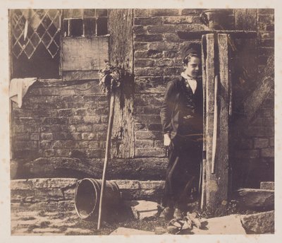 1850年代半ば、ブレディコットポンプの後ろに隠れているウォルターチェンバレン 作： Benjamin Brecknell Turner