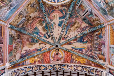 中央の後陣の金庫室にある聖フランシスの生涯 作： Benozzo di Lese di Sandro Gozzoli