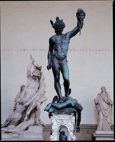 メドゥーサの頭を持つペルセウス、1545年-54年（ブロンズ） 作： Benvenuto Cellini