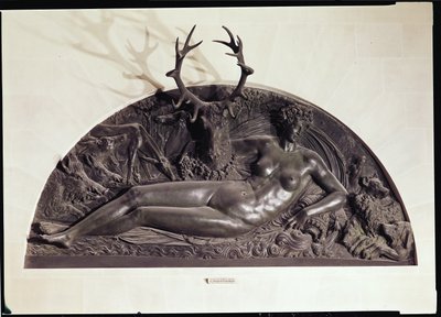 フォンテーヌブローのニンフ、1542年（ブロンズ） 作： Benvenuto Cellini