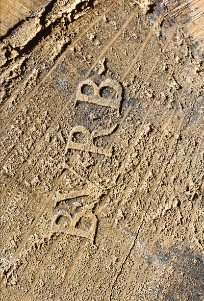 ルイ15世の箪笥、1740年頃（オルモルに取り付けられたチャイニーズブラック、ポリクローム、ギルトラッカー、蛇紋石、大理石、ヴェルニス） 作： Bernard van Risamburgh